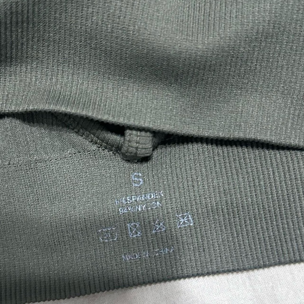 NVGTN open back green crop bra - Picture 3 of 3